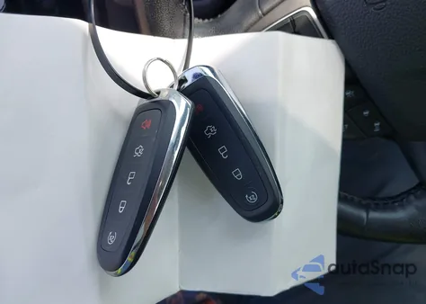 2019 Ford Escape Sel z USA, uszkodzony, nr VIN 1FMCU9HD8KUA08951